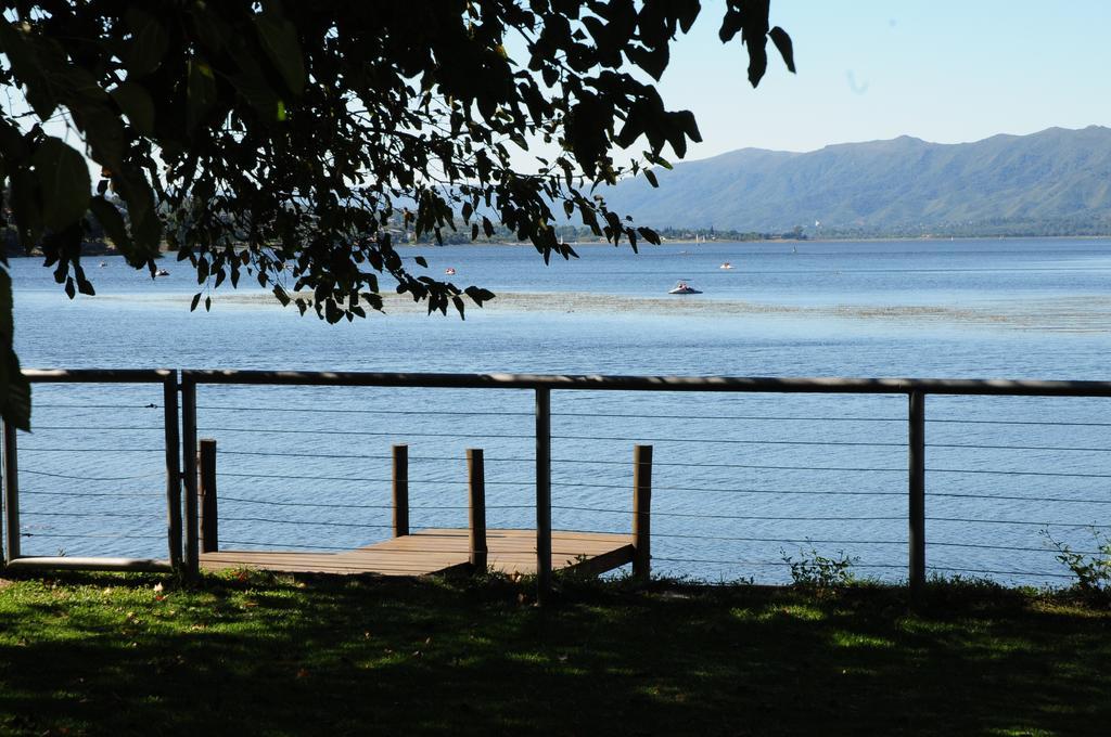 Hostal De La Costa Villa Carlos Paz Esterno foto