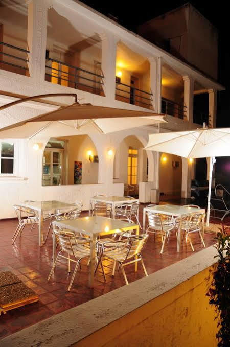 Hostal De La Costa Villa Carlos Paz Esterno foto