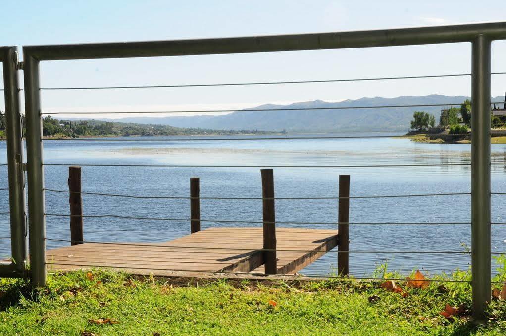 Hostal De La Costa Villa Carlos Paz Esterno foto