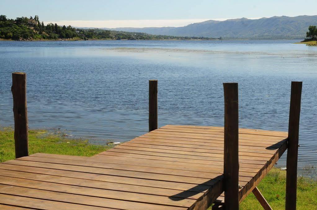 Hostal De La Costa Villa Carlos Paz Esterno foto