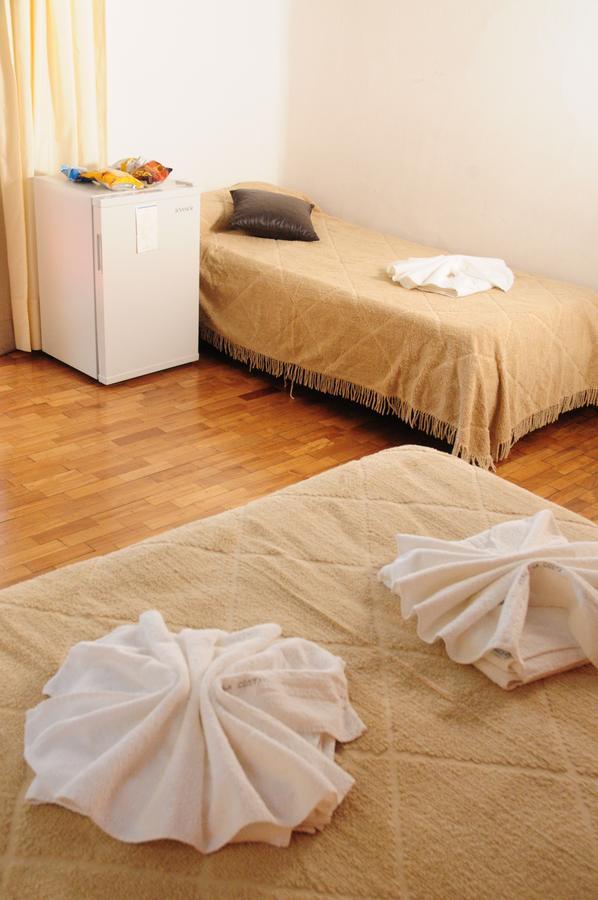 Hostal De La Costa Villa Carlos Paz Esterno foto